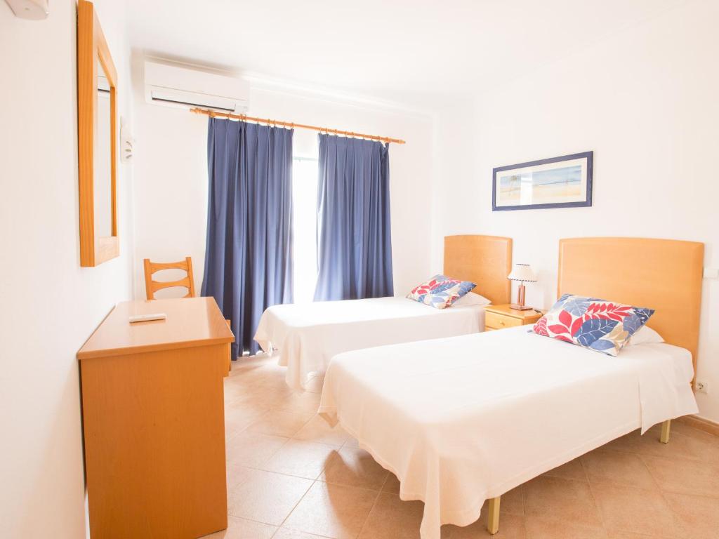 Apartamentos Quinta da Praia room 4