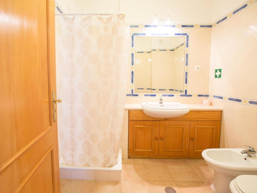 Apartamentos Quinta da Praia room 6